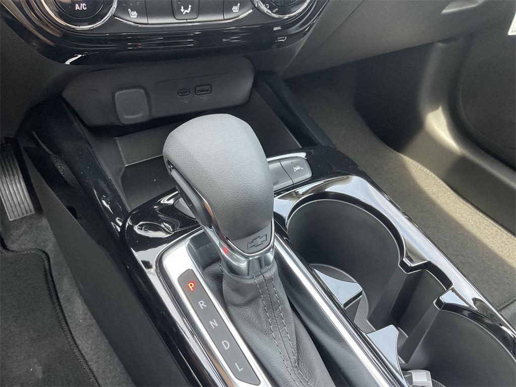 new 2025 Chevrolet Trax car, priced at $25,485