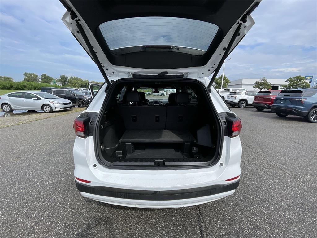 used 2022 Chevrolet Equinox car, priced at $23,999