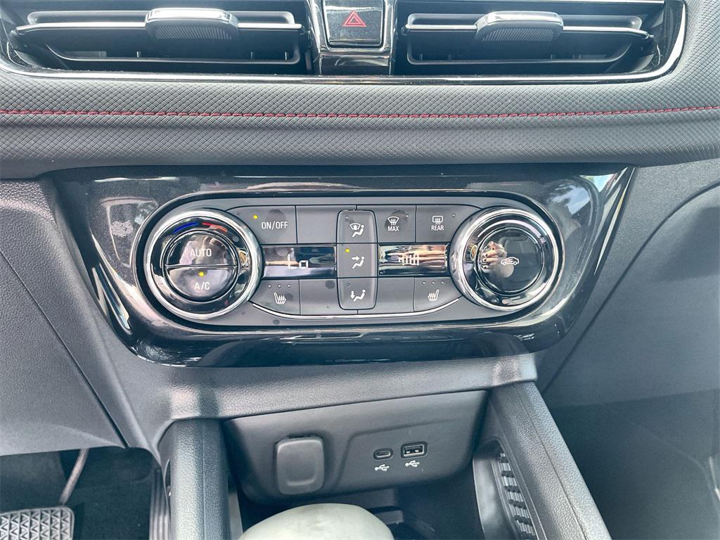 used 2025 Chevrolet TrailBlazer car, priced at $28,800