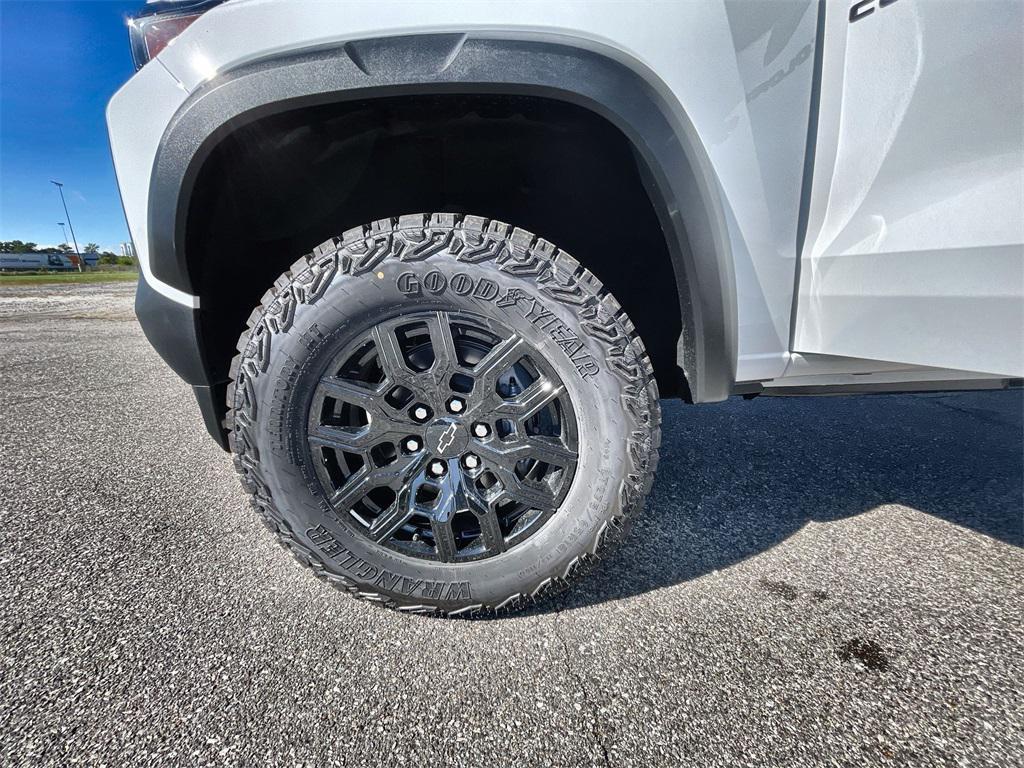 new 2026 Chevrolet Colorado car, priced at $40,199