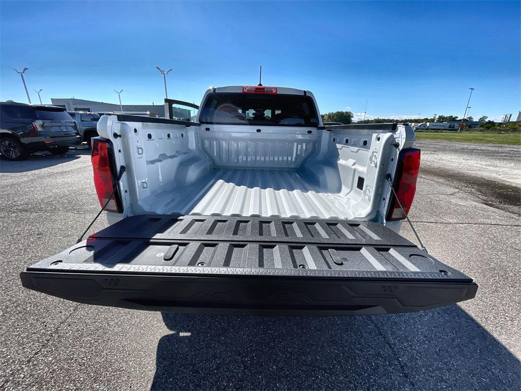 new 2026 Chevrolet Colorado car, priced at $40,199