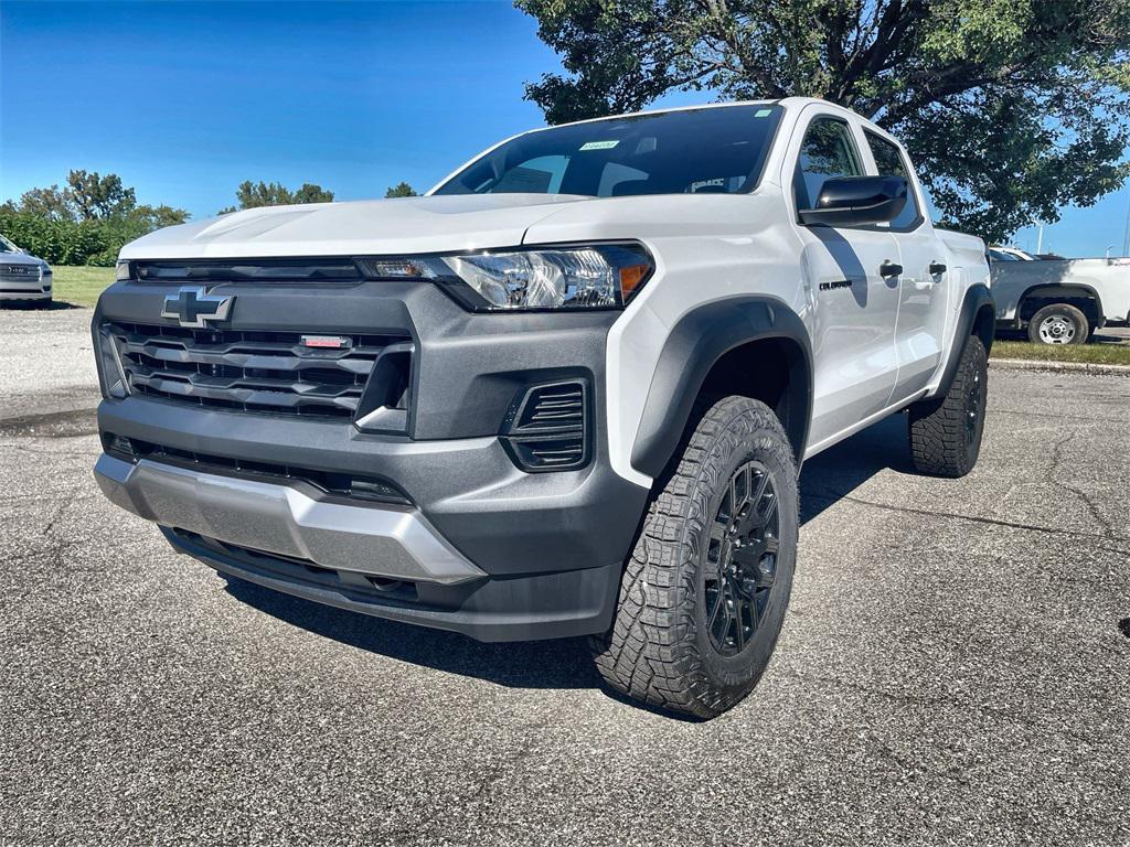 new 2026 Chevrolet Colorado car, priced at $40,199