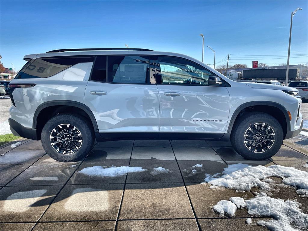new 2026 Chevrolet Traverse car, priced at $50,815