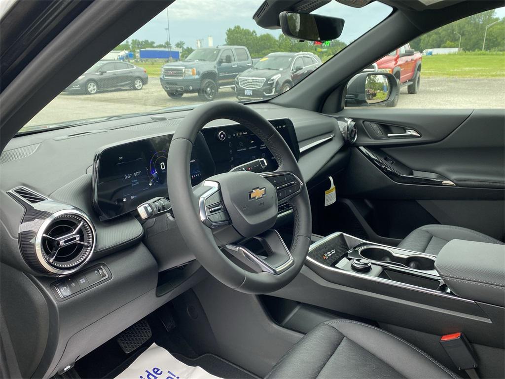 new 2026 Chevrolet Equinox car, priced at $29,490