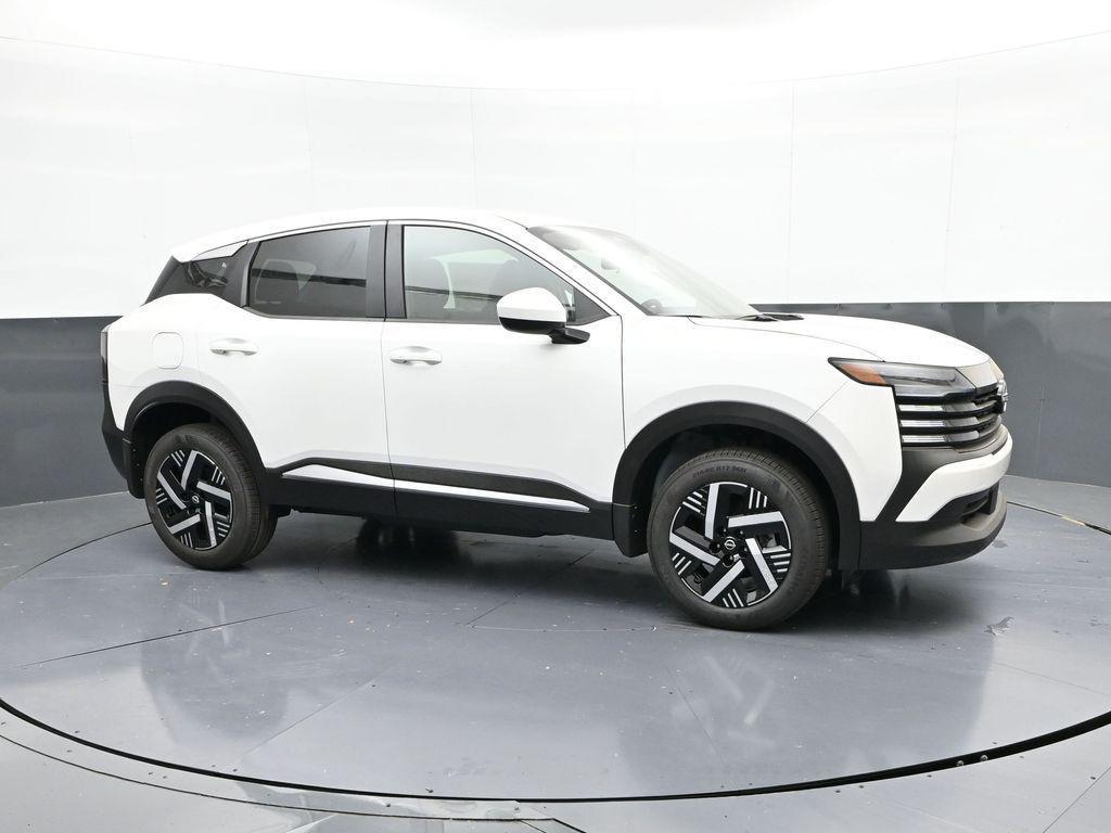 new 2025 Nissan Kicks car, priced at $26,160