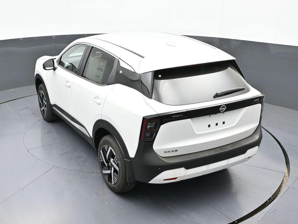 new 2025 Nissan Kicks car, priced at $26,160