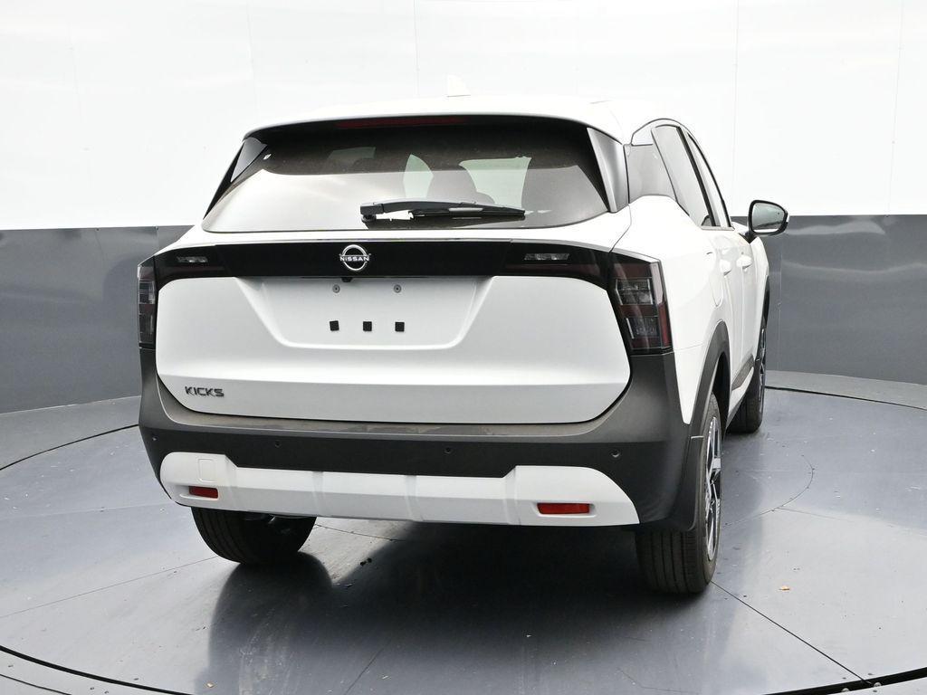 new 2025 Nissan Kicks car, priced at $26,160