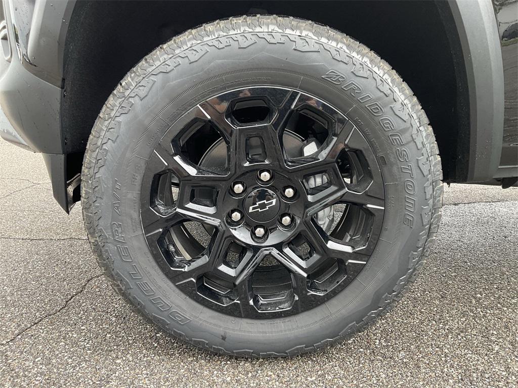 new 2026 Chevrolet Colorado car, priced at $43,720
