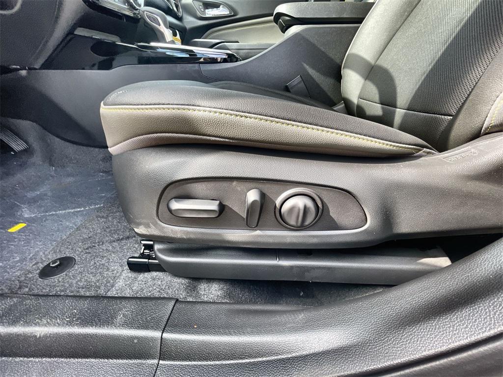 new 2026 Chevrolet Trax car, priced at $27,049