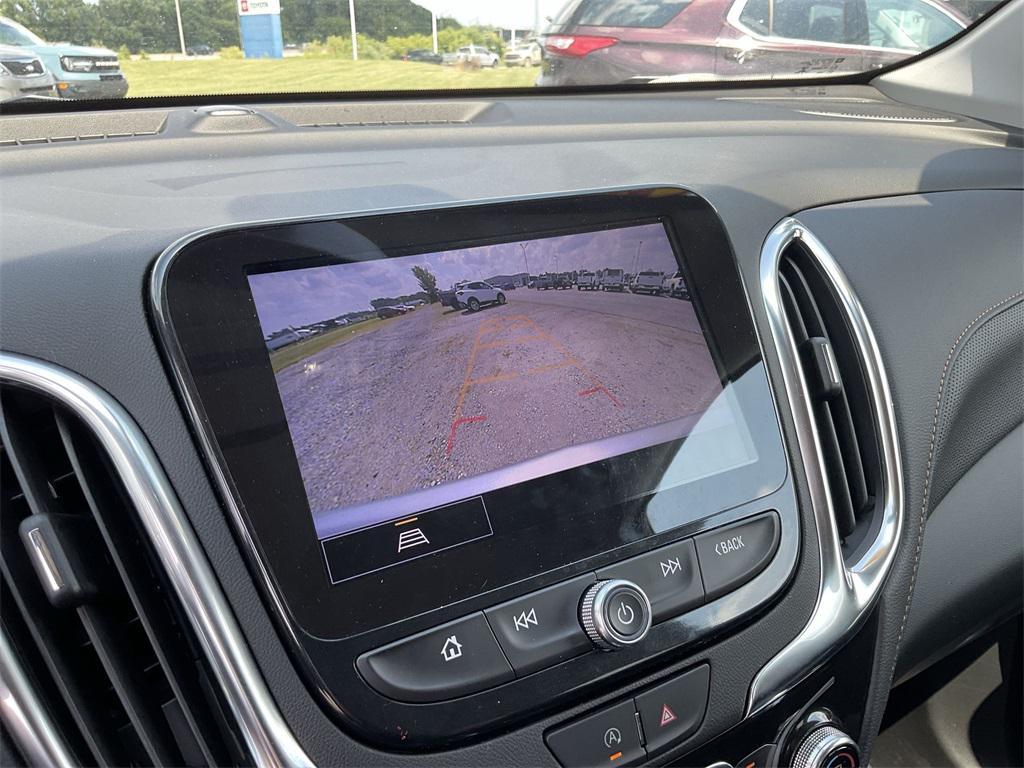 used 2022 Chevrolet Equinox car, priced at $23,999