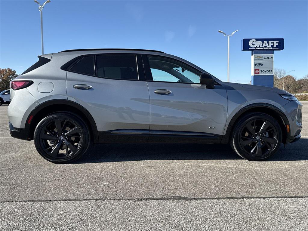 used 2024 Buick Envision car, priced at $28,944