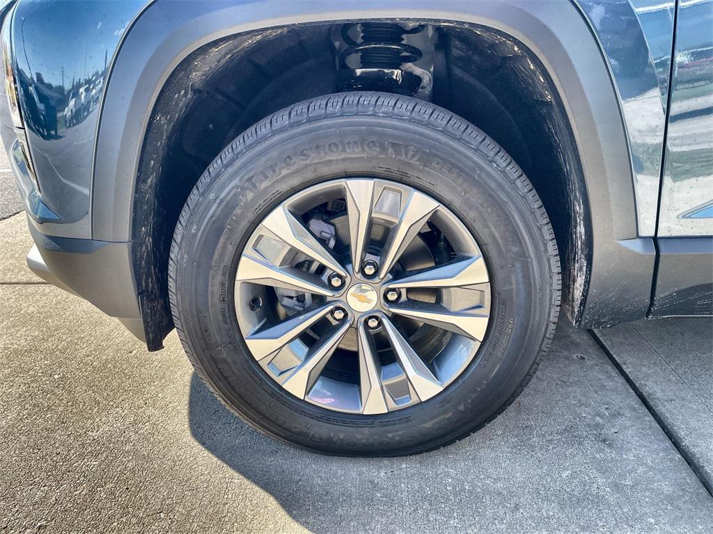 new 2026 Chevrolet Equinox car, priced at $28,664