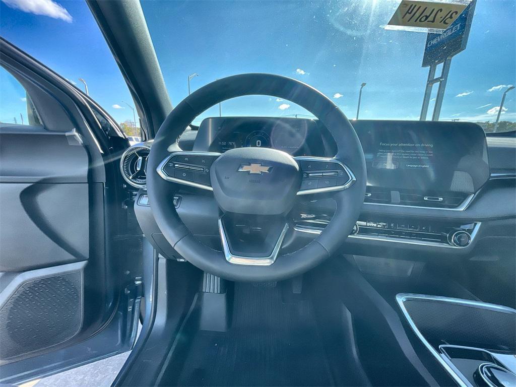 new 2026 Chevrolet Equinox car, priced at $28,664