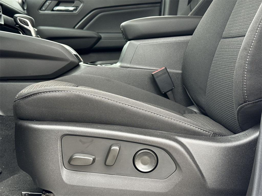 new 2026 Chevrolet Colorado car, priced at $38,387