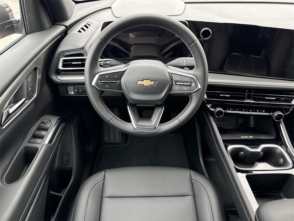 new 2026 Chevrolet Traverse car, priced at $41,937