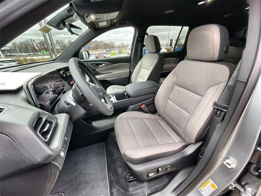 new 2026 Chevrolet Traverse car, priced at $40,631