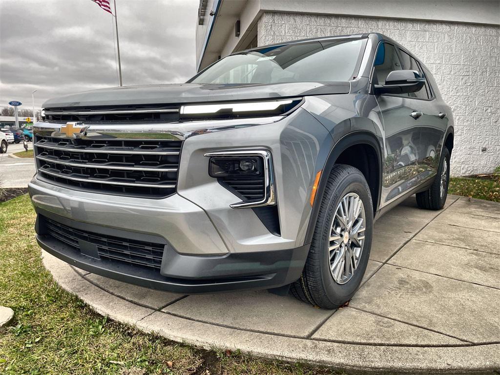 new 2026 Chevrolet Traverse car, priced at $40,631