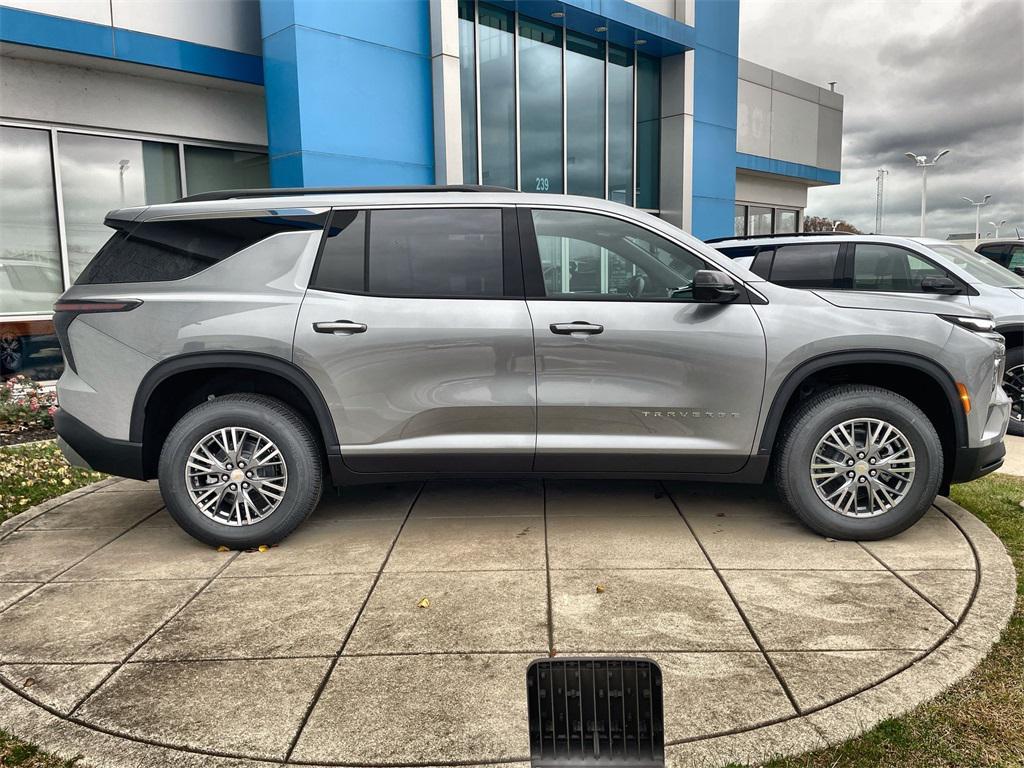 new 2026 Chevrolet Traverse car, priced at $40,631