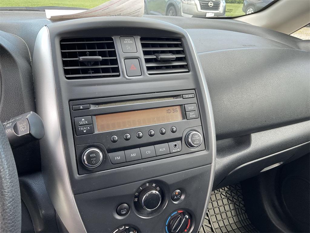 used 2015 Nissan Versa Note car, priced at $8,130