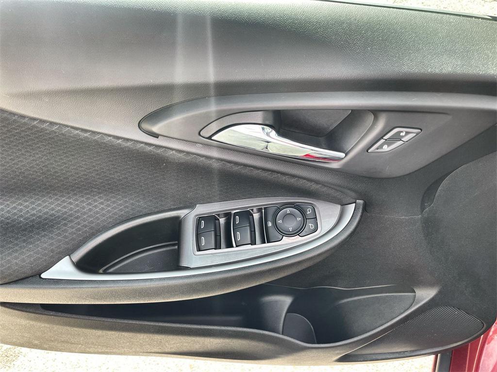 used 2022 Chevrolet Malibu car, priced at $18,999