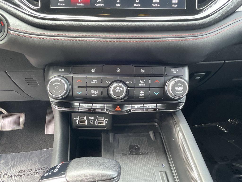 used 2024 Dodge Durango car, priced at $34,999