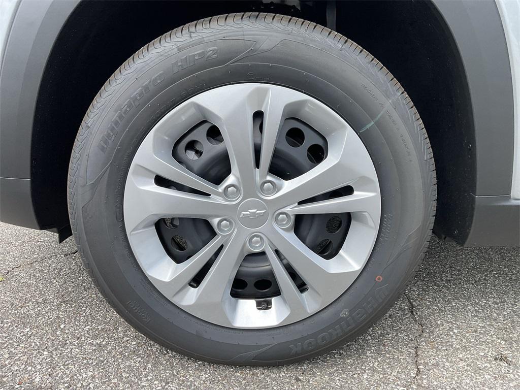new 2025 Chevrolet Trax car, priced at $21,895