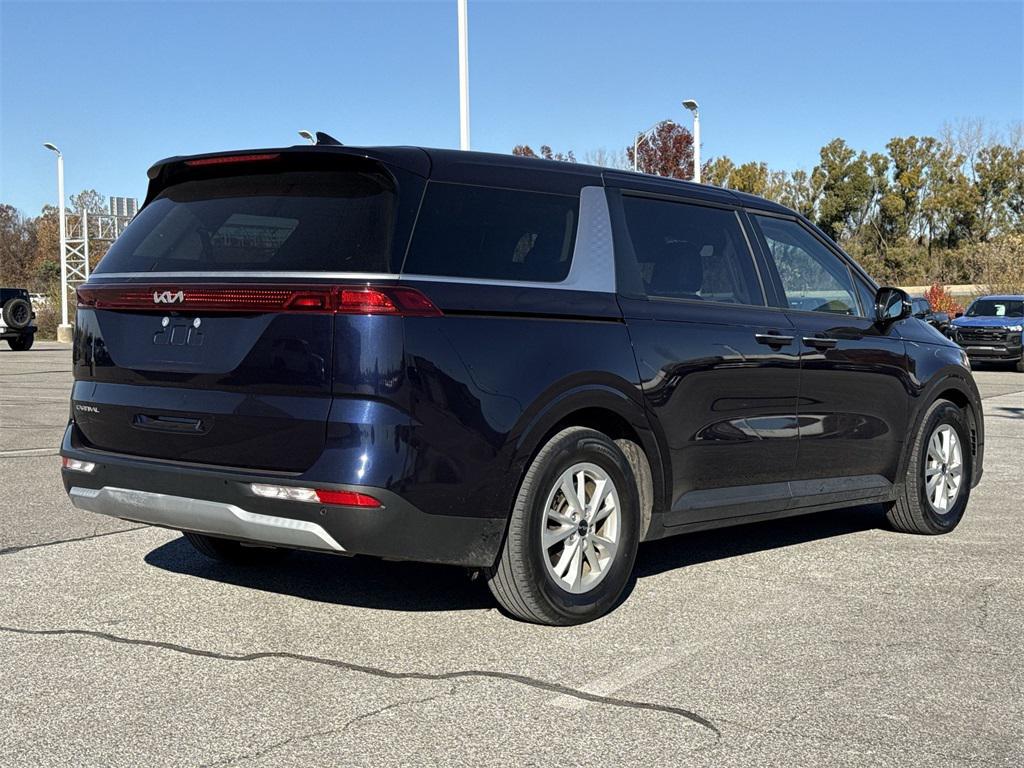 used 2023 Kia Carnival car, priced at $28,599