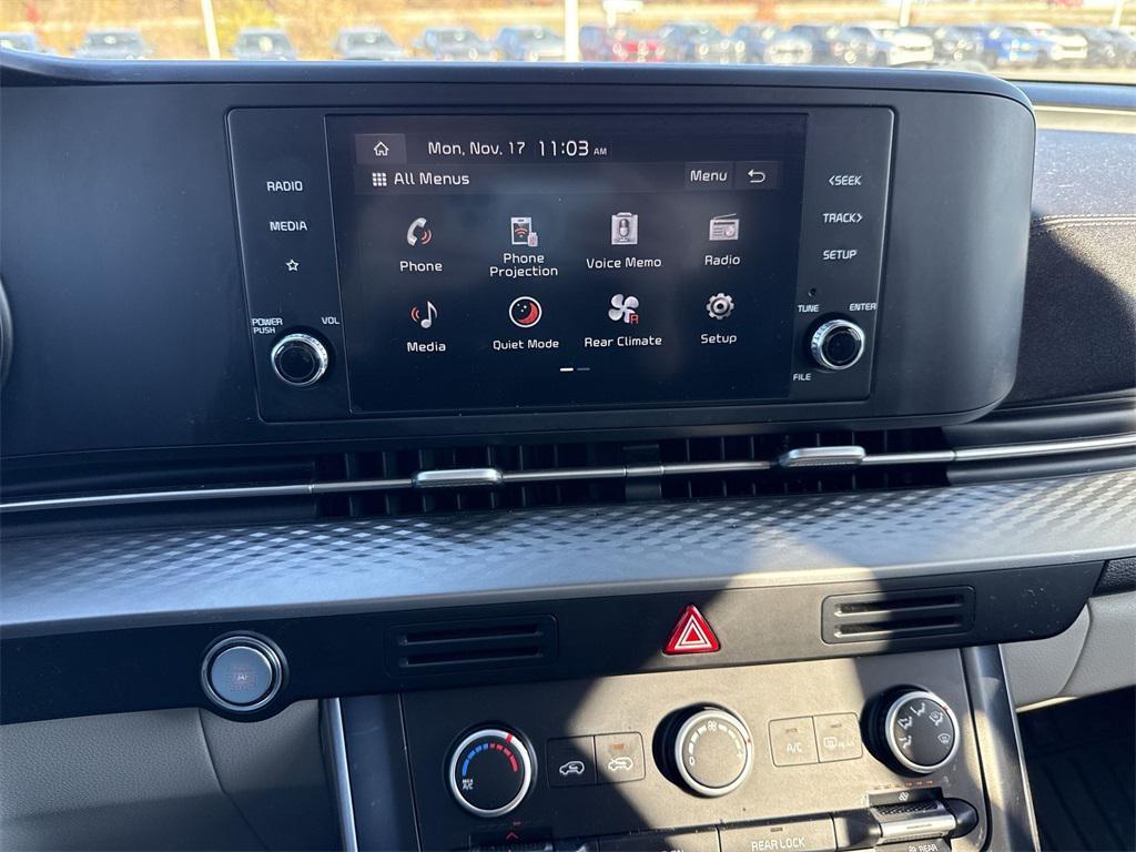 used 2023 Kia Carnival car, priced at $28,599