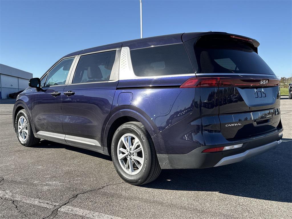 used 2023 Kia Carnival car, priced at $28,599