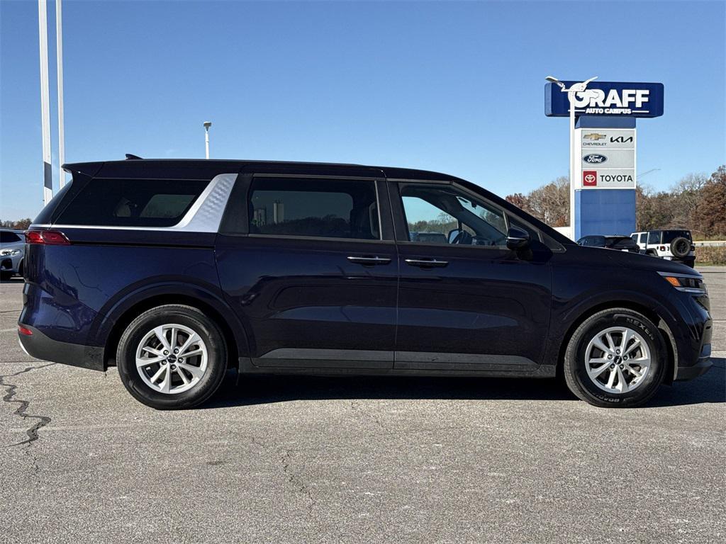 used 2023 Kia Carnival car, priced at $28,599