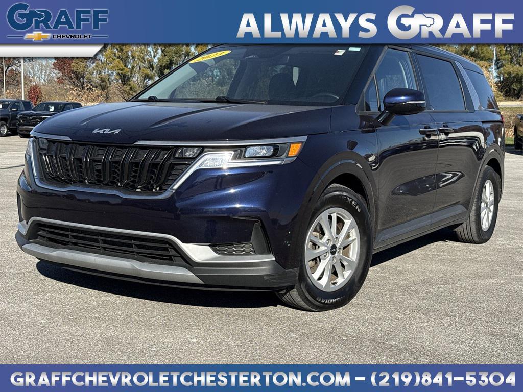 used 2023 Kia Carnival car, priced at $28,599