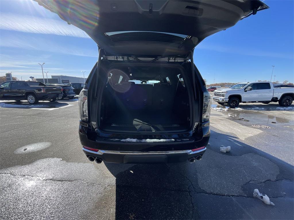 new 2026 Chevrolet Suburban car, priced at $84,279