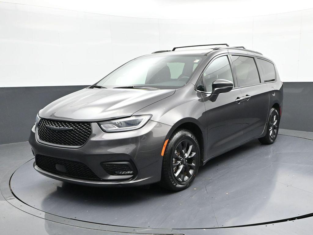 used 2021 Chrysler Pacifica car, priced at $24,429
