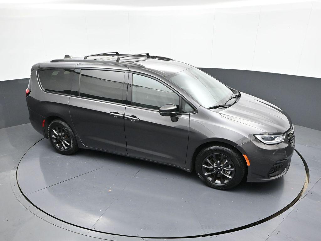 used 2021 Chrysler Pacifica car, priced at $24,429