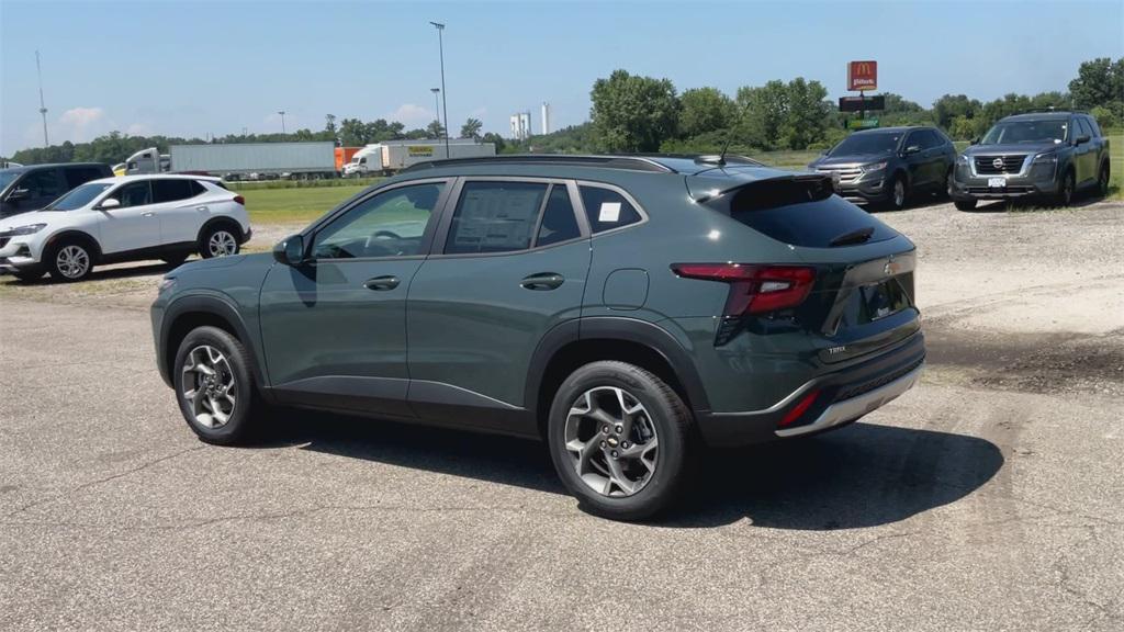new 2025 Chevrolet Trax car, priced at $22,702