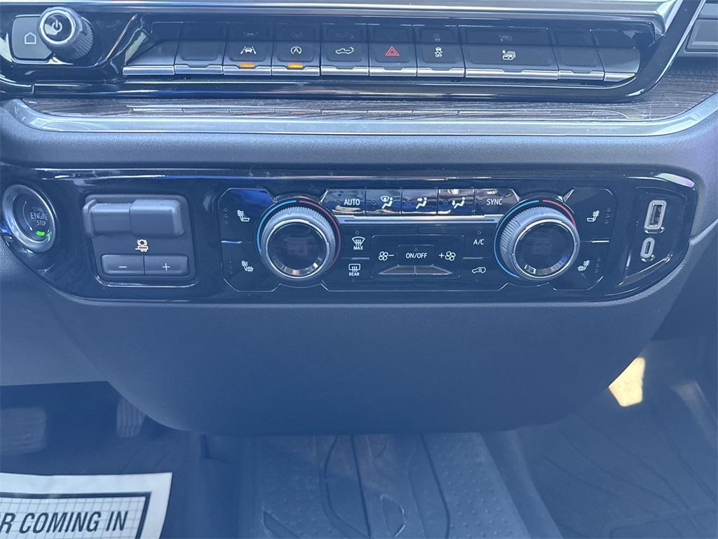 used 2024 Chevrolet Silverado 1500 car, priced at $41,899