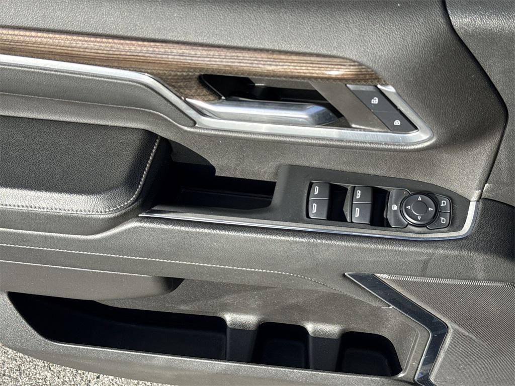 used 2024 Chevrolet Silverado 1500 car, priced at $41,899