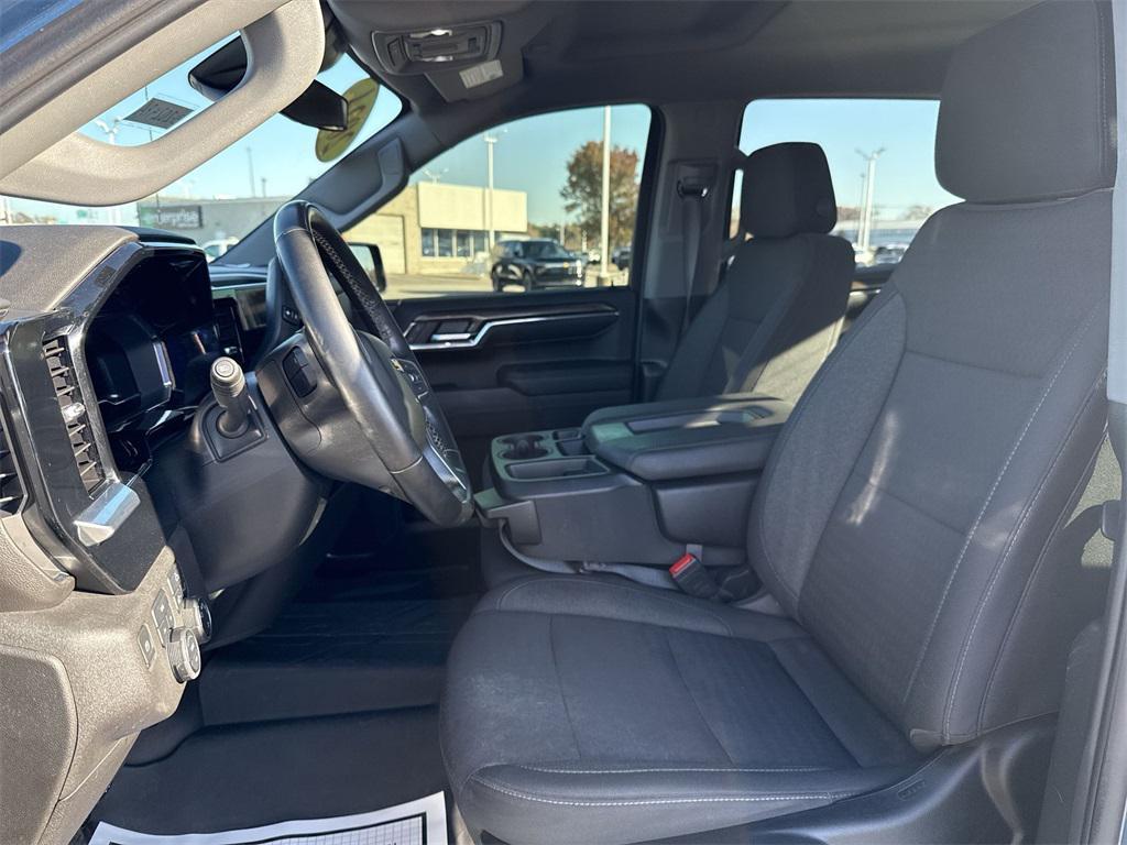 used 2024 Chevrolet Silverado 1500 car, priced at $41,899