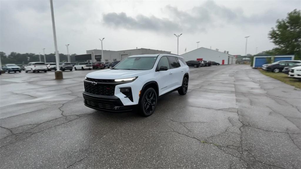 new 2026 Chevrolet Traverse car, priced at $58,924