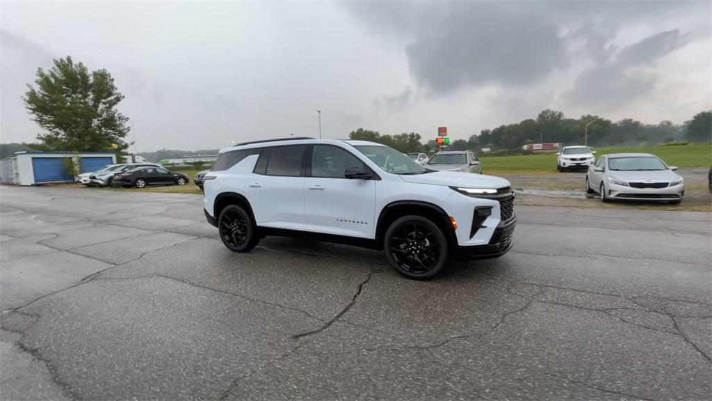 new 2026 Chevrolet Traverse car, priced at $58,924