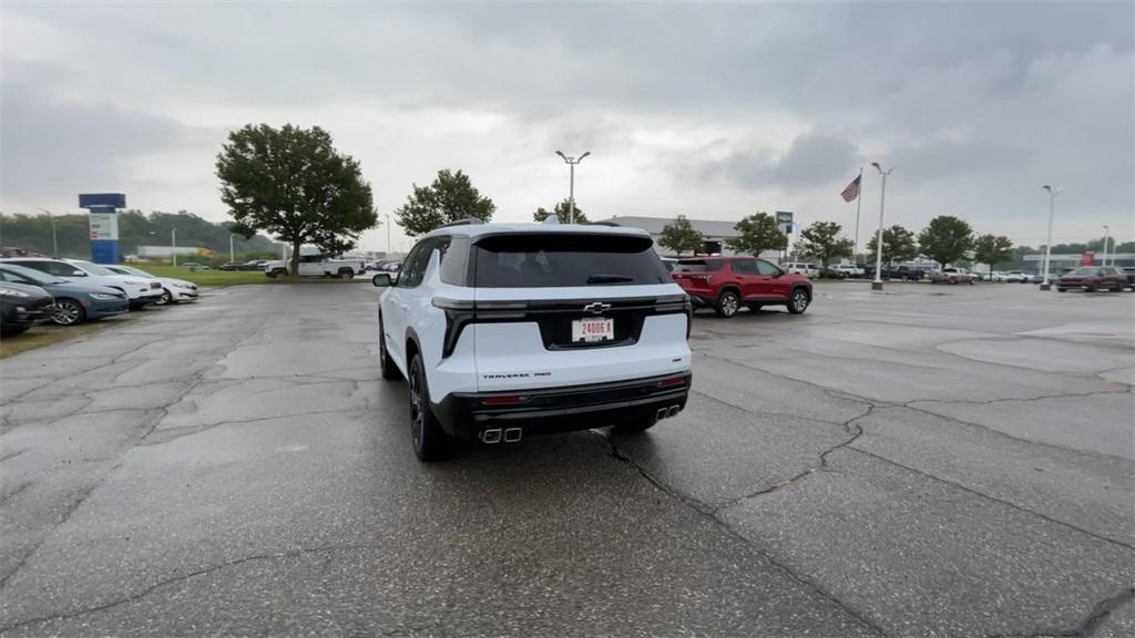 new 2026 Chevrolet Traverse car, priced at $58,924