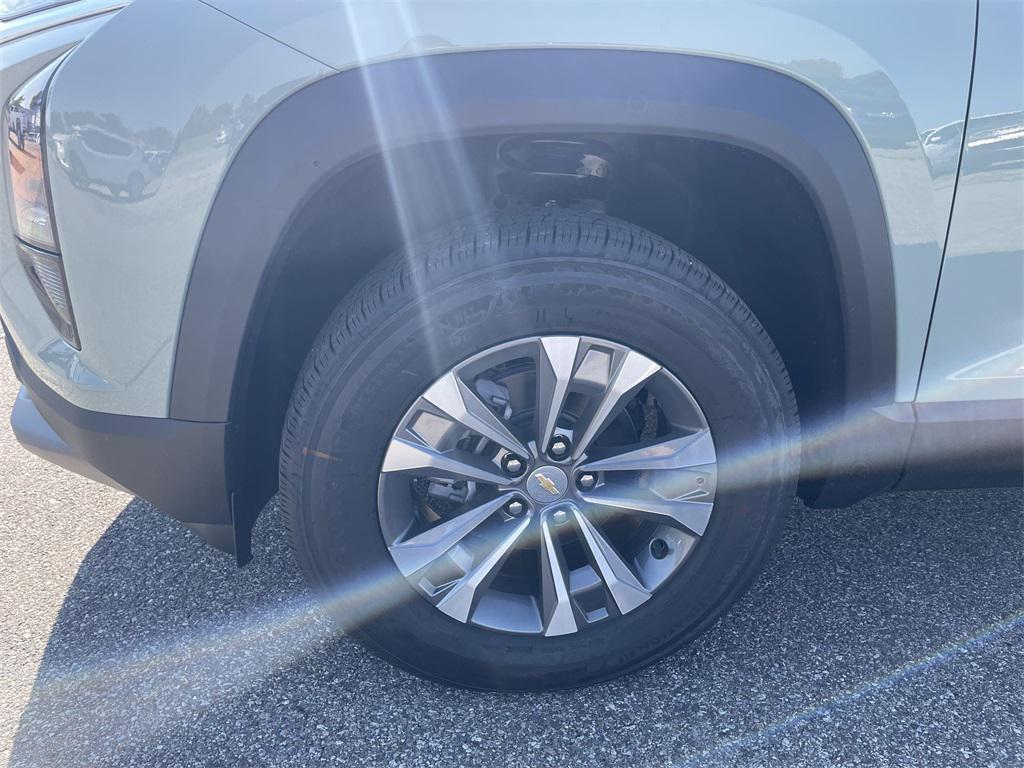 new 2026 Chevrolet Equinox car, priced at $28,380