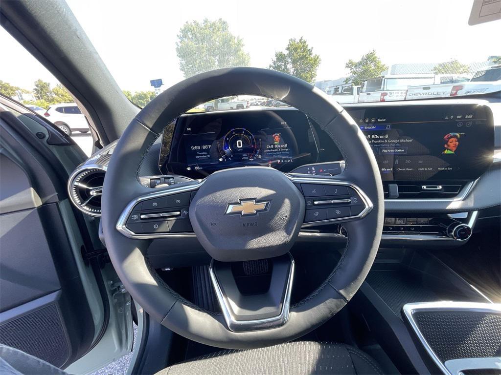 new 2026 Chevrolet Equinox car, priced at $28,380