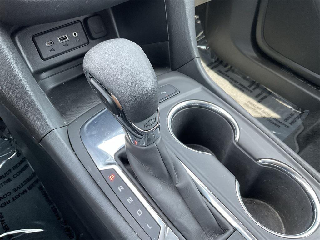 used 2023 Chevrolet Equinox car, priced at $21,299