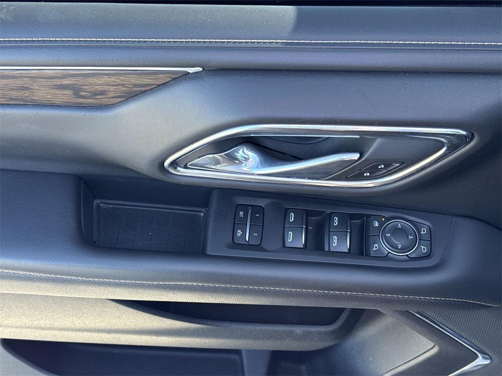 used 2023 Chevrolet Suburban car, priced at $44,499