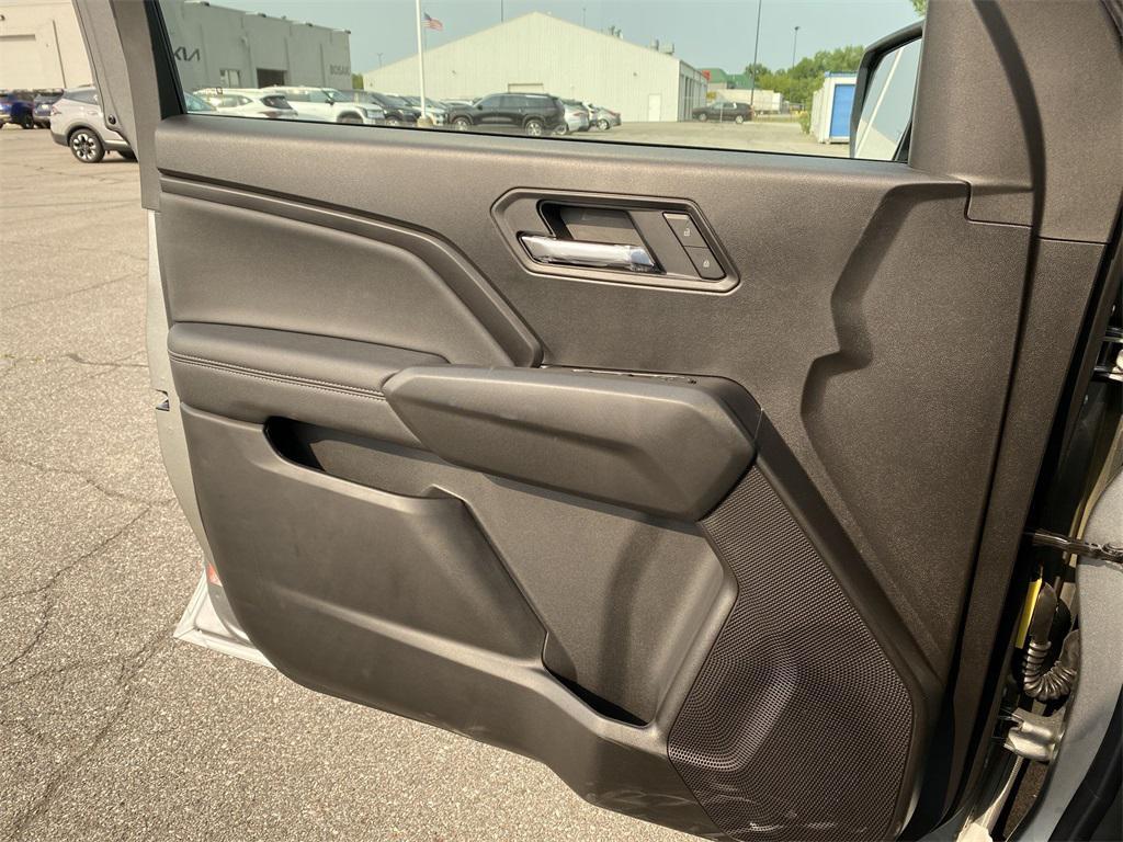 new 2025 Chevrolet Colorado car, priced at $45,430