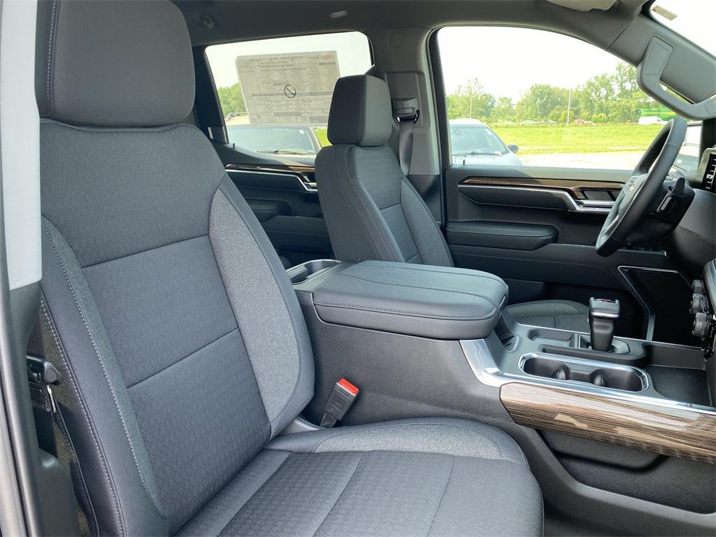 new 2025 Chevrolet Silverado 1500 car, priced at $55,520