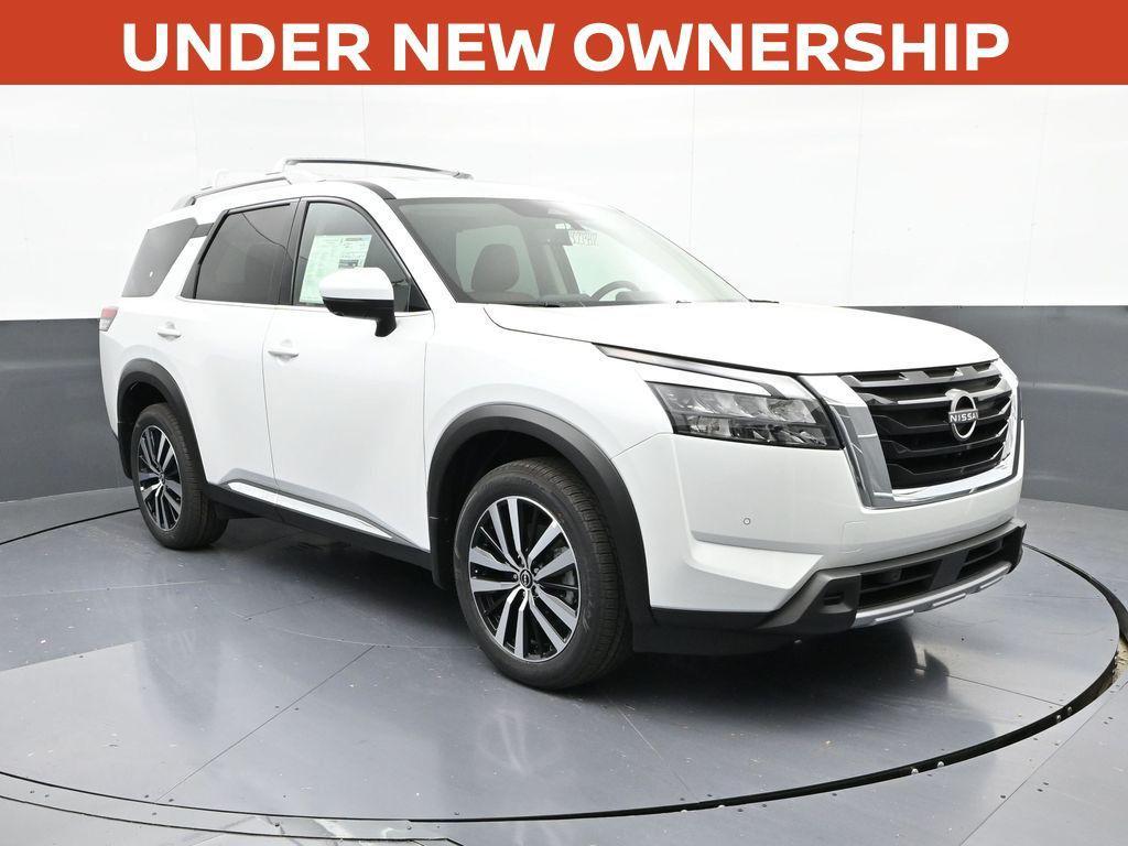 new 2025 Nissan Pathfinder car, priced at $53,845
