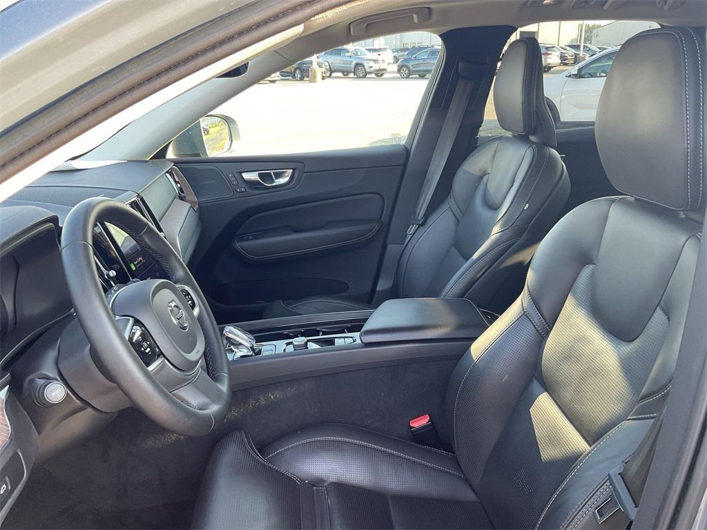 used 2023 Volvo XC60 car, priced at $36,866
