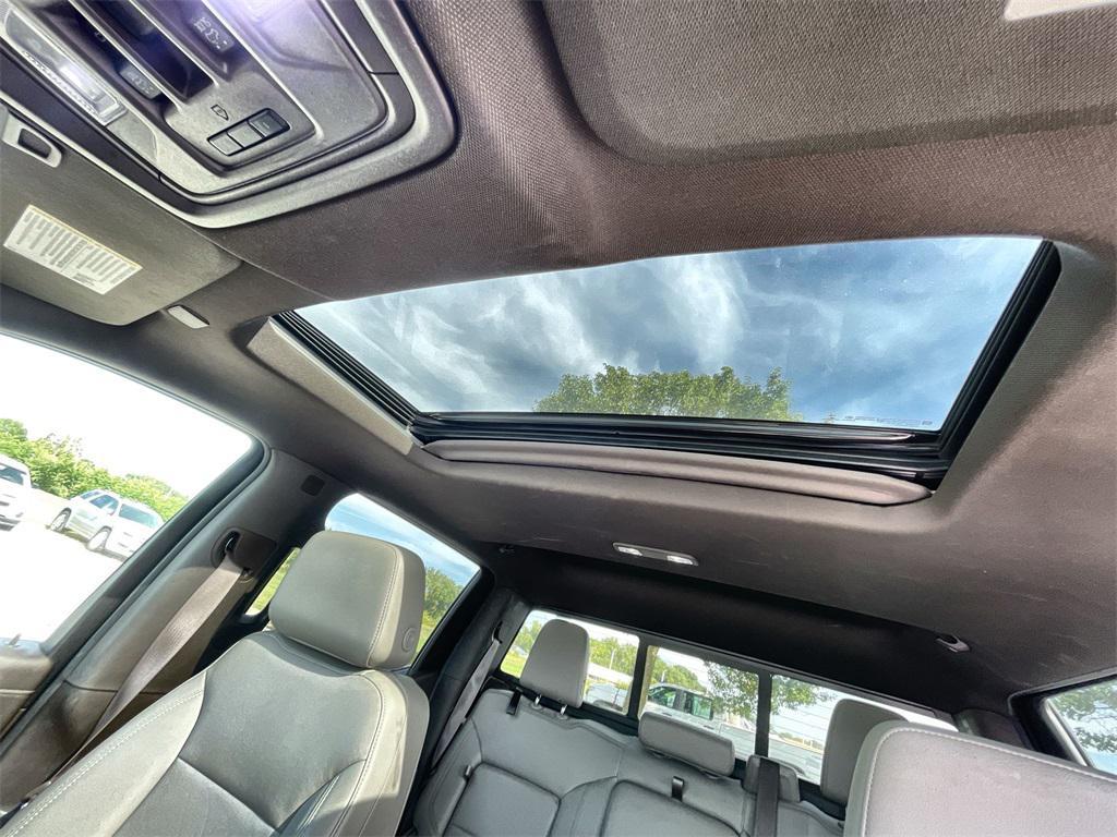 used 2022 Chevrolet Silverado 1500 car, priced at $34,999